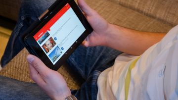 Una niña de 7 años se cuela en la lista de los youtubers más ricos