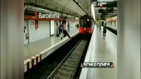 chico metro barcelona chico metro barcelona