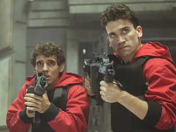 Miguel Herrán y Jaime Lorente en 'La Casa de Papel' Miguel Herrán y Jaime Lorente en 'La Casa de Papel'