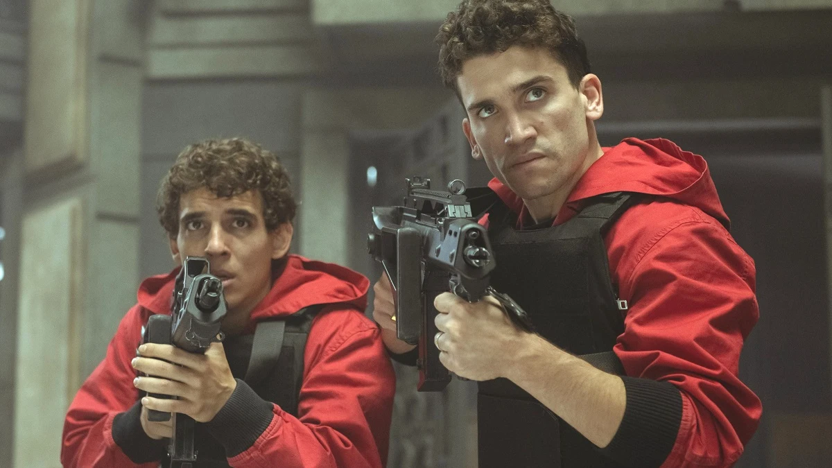 Miguel Herrán y Jaime Lorente en 'La Casa de Papel' Miguel Herrán y Jaime Lorente en 'La Casa de Papel'