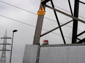 ¿Cuánto vale la luz hoy? Este es el precio por tramos horarios que alcanza su tercer máximo histórico