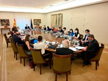 Consulta los salarios públicos más altos en España