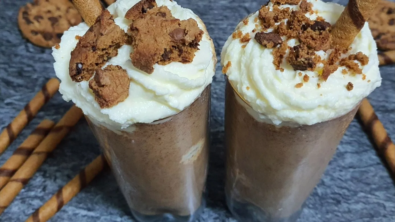 Batido de cookies y helado de vainilla