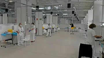 Un grupo de sanitarios publica un anuncio de alquiler del Isabel Zendal de Madrid Un grupo de sanitarios publica un anuncio de alquiler del Isabel Zendal de Madrid