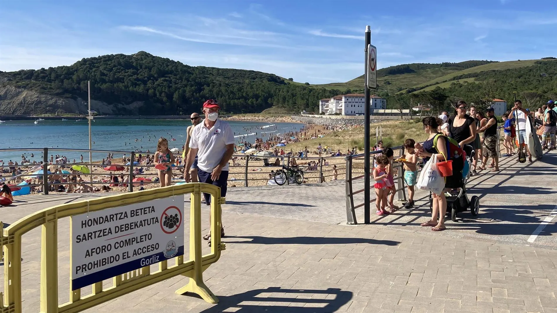 La mascarilla solo será obligatoria en playas y piscinas de País Vasco si no se puede mantener la distancia de seguridad