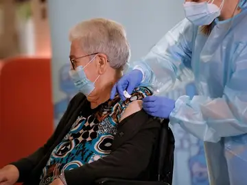 Los contagios por coronavirus en residencias se multiplican por ocho Los contagios por coronavirus en residencias se multiplican por ocho