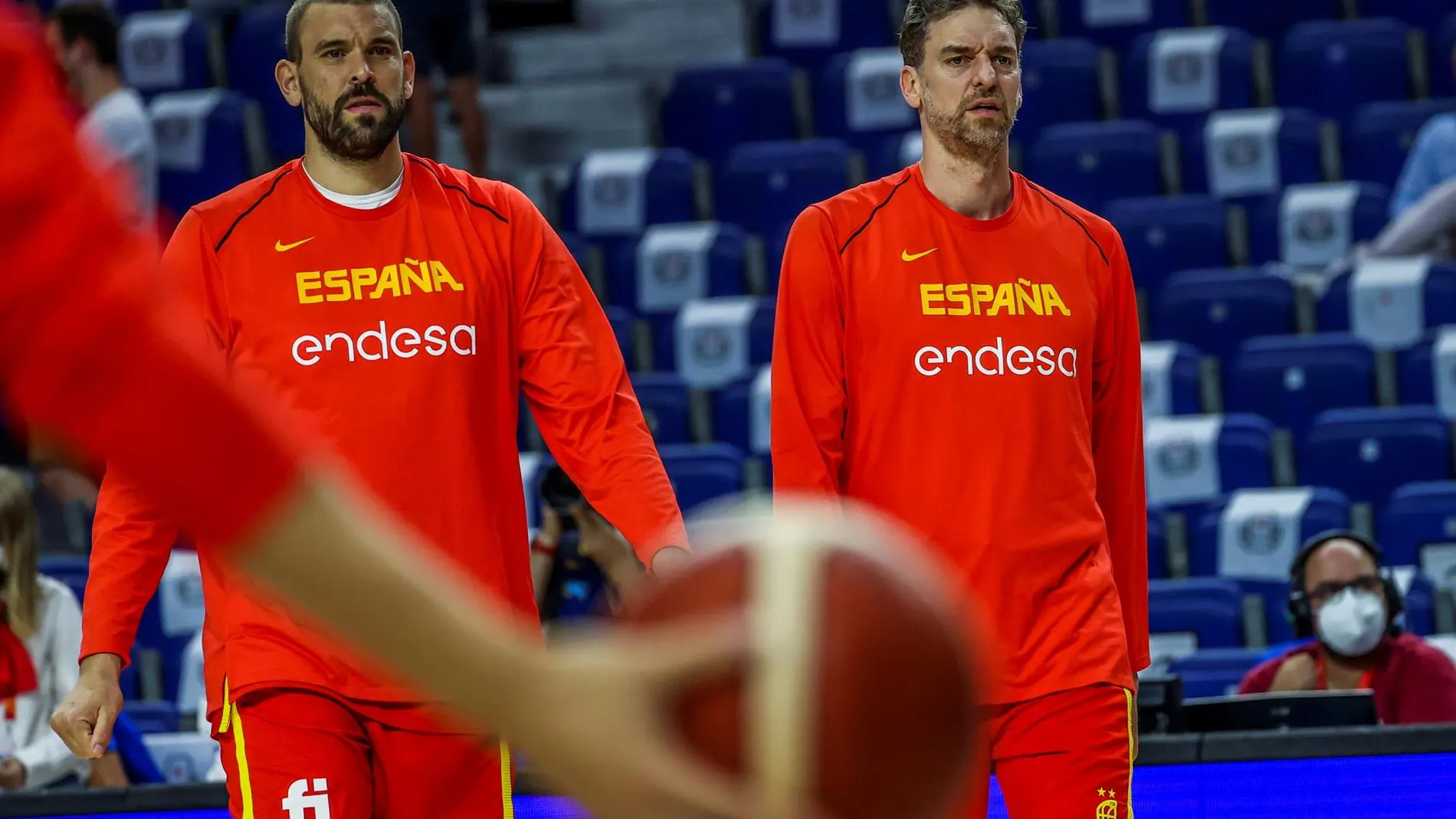 Pau y Marc Gasol se despiden de la selección española de baloncesto
