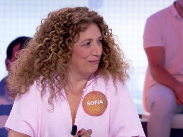 &ldquo;Que le regalen un peine&rdquo;, entre los comentarios que recibe Sof&iacute;a por la calle tras ser reconocida por concursar en &lsquo;Pasapalabra&rsquo;