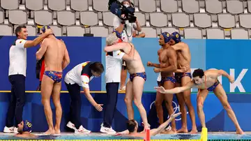 La selección española de waterpolo masculino se mete en semifinales y luchará por las medallas 21 años después La selección española de waterpolo masculino se mete en semifinales y luchará por las medallas 21 años después