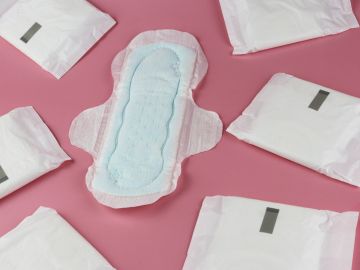 El Gobierno reduce el IVA de los productos de higiene femenina