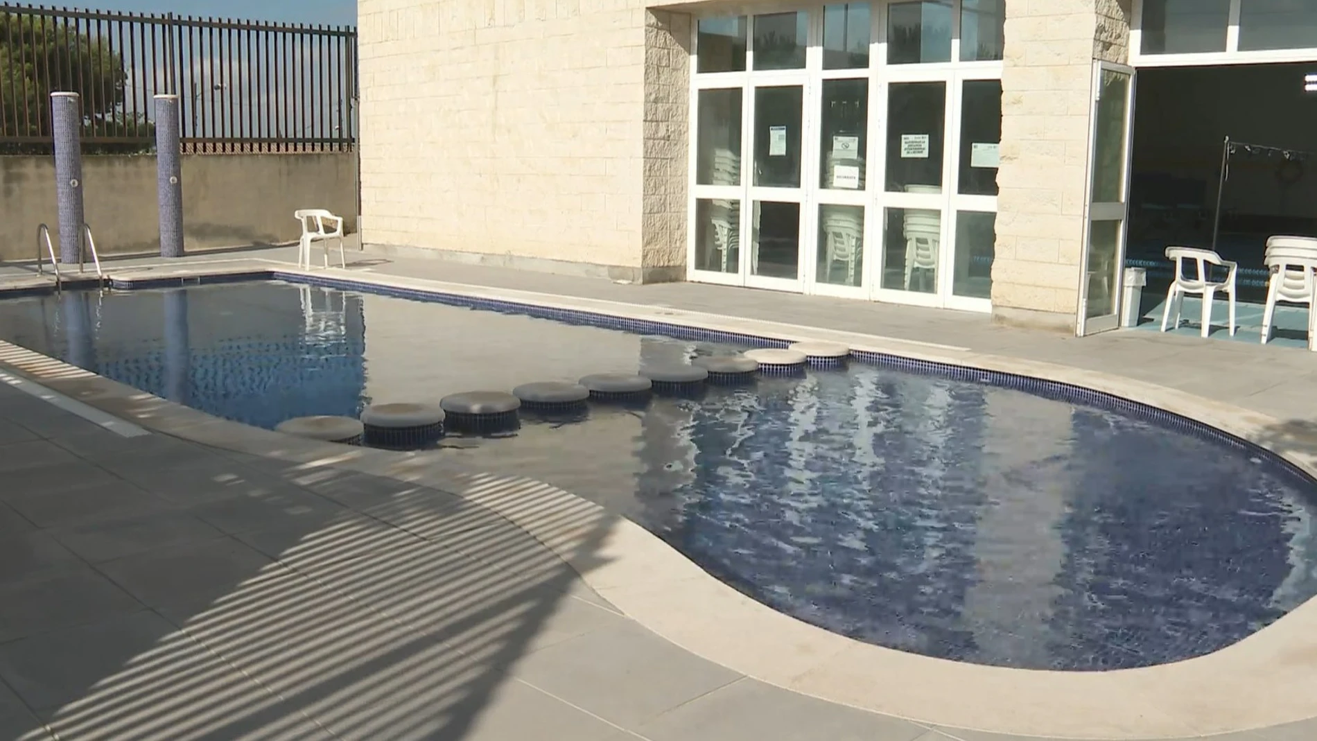 A la venta más de 1.000 casas de bancos con piscina desde 48.500 euros