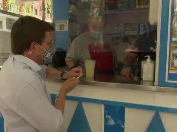 José Luis Martínez-Almeida en visita kiosco con más de 100 años de historia José Luis Martínez-Almeida en visita kiosco con más de 100 años de historia