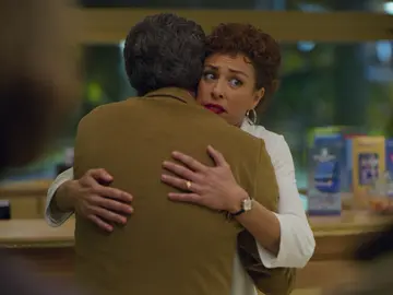 ¡Salto al vacío! Xabier compra el hotel para que lo dirija María ¡Salto al vacío! Xabier compra el hotel para que lo dirija María