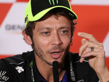 El piloto de motos Valentino Rossi anuncia su retirada