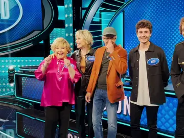 El equipo ‘Eurovision’: "nos merecemos ganar ‘Family Feud’, somos más sufridores” El equipo ‘Eurovision’: "nos merecemos ganar ‘Family Feud’, somos más sufridores”