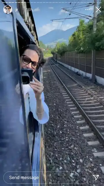 Angelina Jolie a bordo del Orient Express Angelina Jolie a bordo del Orient Express