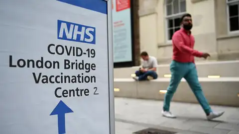 Aumentan los ingresos de jóvenes en los hospitales británicos Aumentan los ingresos de jóvenes en los hospitales británicos