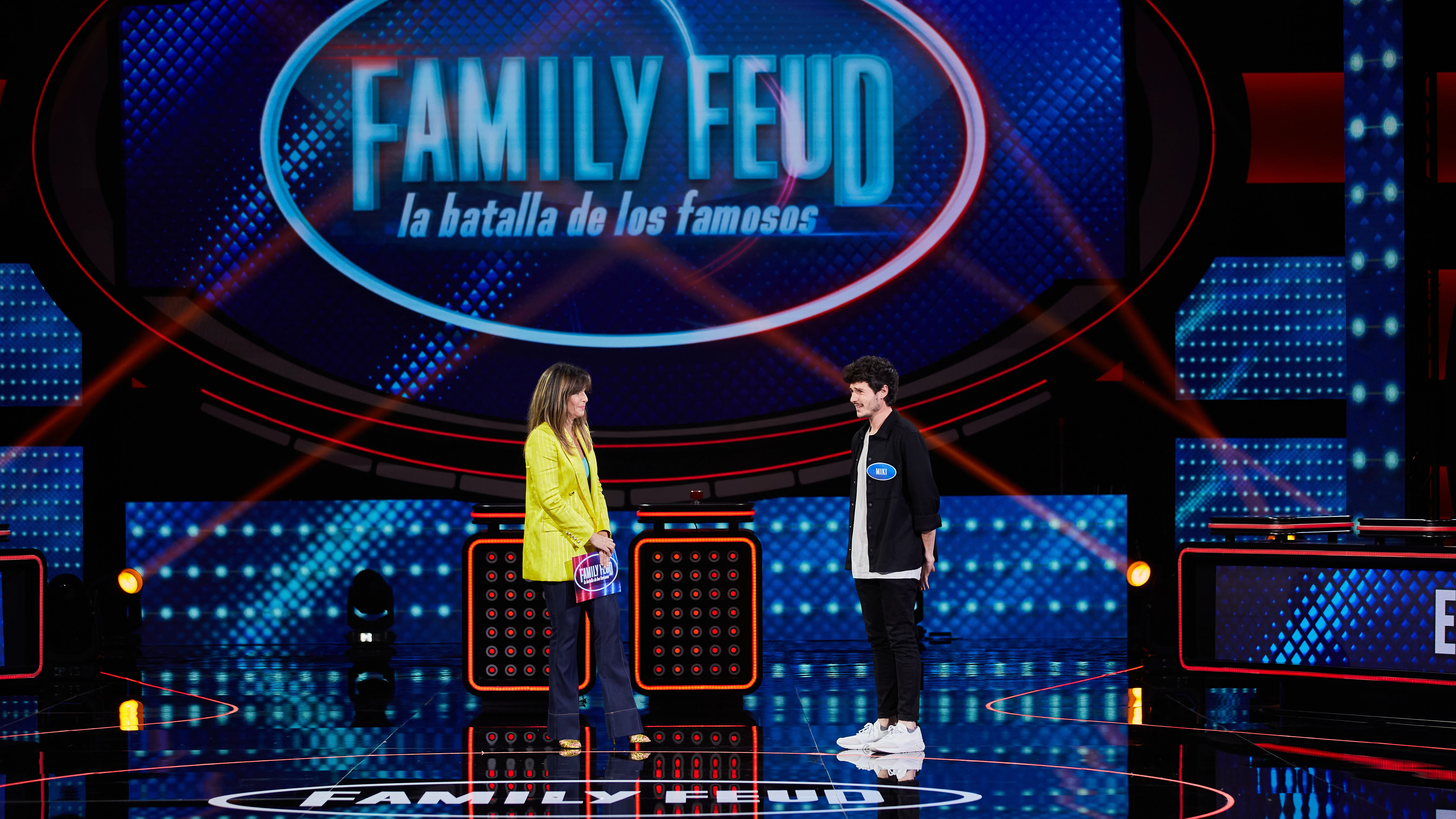 El horóscopo de Miki Núñez deja sin 15.000 euros al equipo ‘Eurovisión’ en ‘Family Feud’ El horóscopo de Miki Núñez deja sin 15.000 euros al equipo ‘Eurovisión’ en ‘Family Feud’