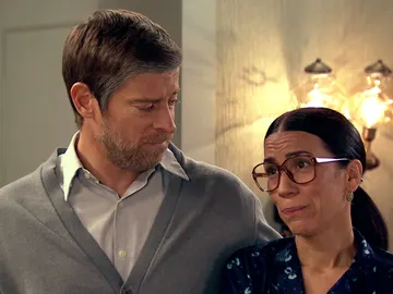 Manolita apuesta por su familia, ¿abandonará su guerra con Beltrán? Manolita apuesta por su familia, ¿abandonará su guerra con Beltrán?