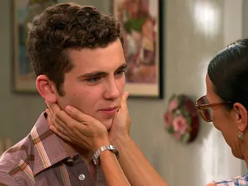 Manolín se sincera con Manolita sobre Emma: “Me da pena porque no voy a estar con ella" Manolín se sincera con Manolita sobre Emma: “Me da pena porque no voy a estar con ella"