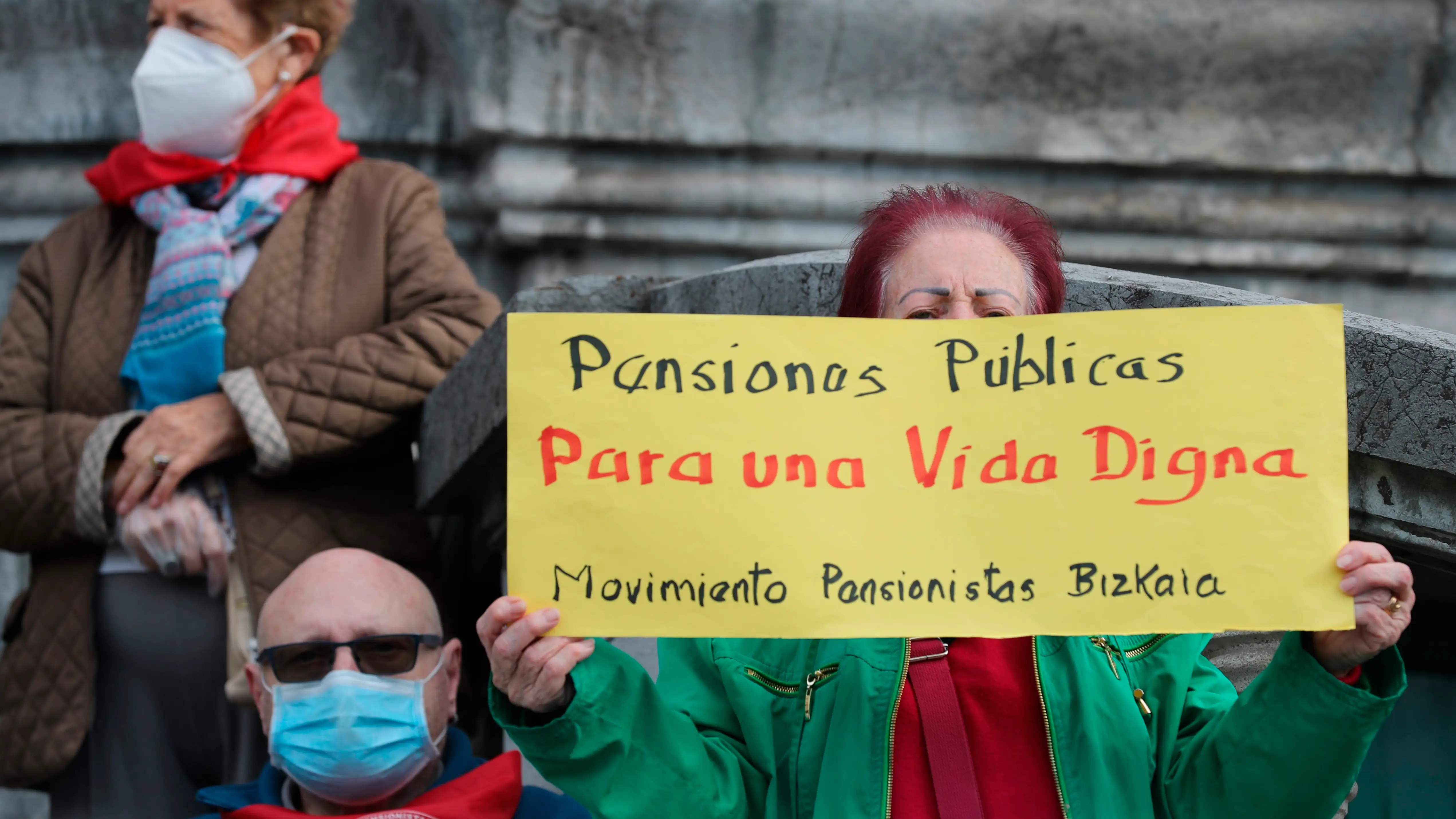 Pensionistas y jubilados en una concentración. Pensionistas y jubilados en una concentración.
