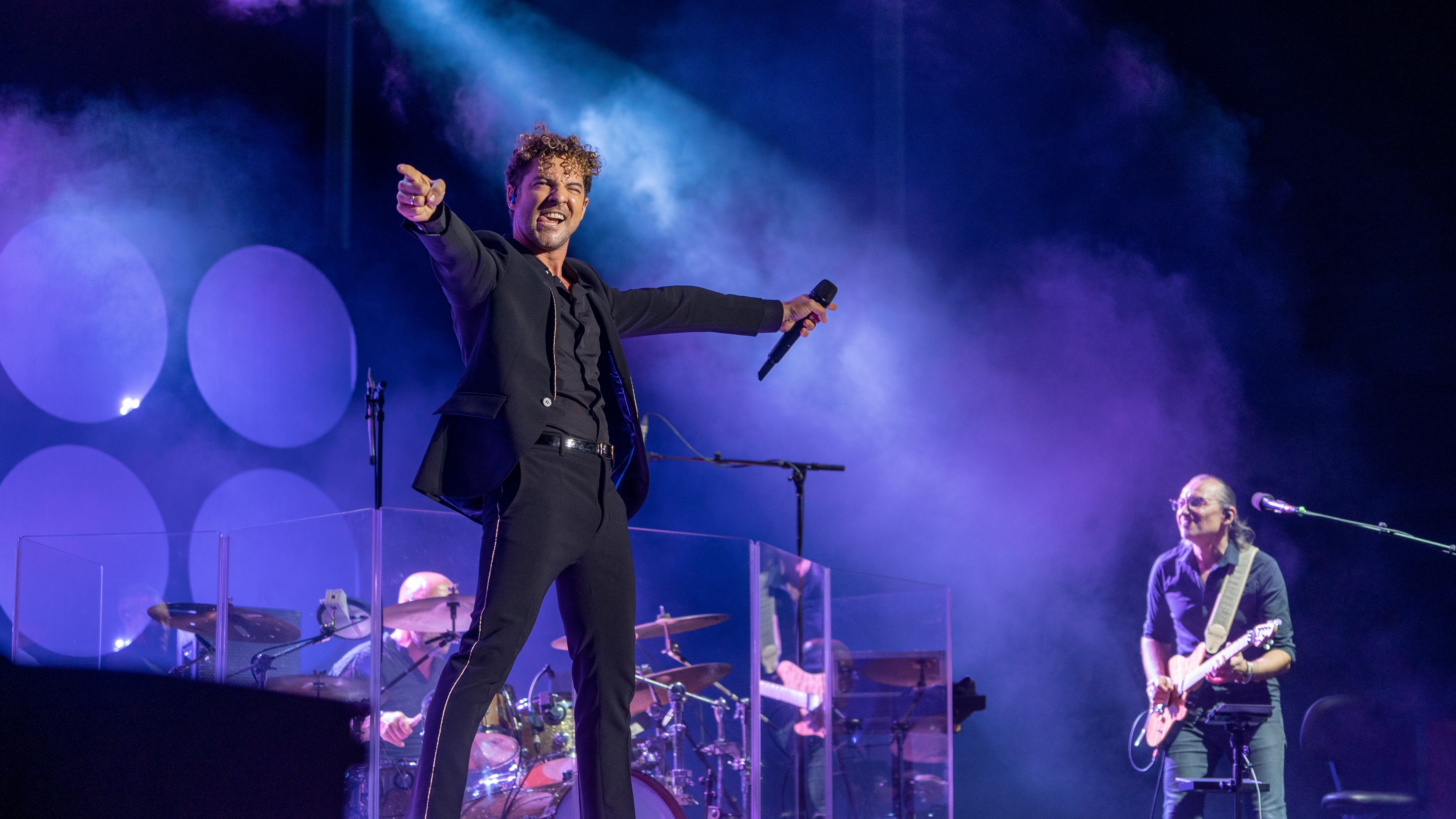 Bisbal, el huracán musical que enamora al público de Starlite Catalana Occidente con un concierto estratosférico Bisbal, el huracán musical que enamora al público de Starlite Catalana Occidente con un concierto estratosférico