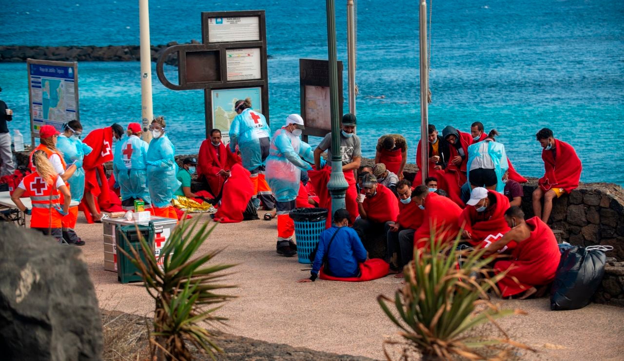 Llega a Lanzarote una patera con 50 inmigrantes por sus propios medios 