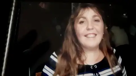 Se busca a Chenoa, una vendedora de la Once desaparecida en Albacete Se busca a Chenoa, una vendedora de la Once desaparecida en Albacete