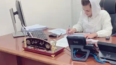 El pueblo de Casinos (Valencia) pide al Gobierno acoger a una alcaldesa afgana