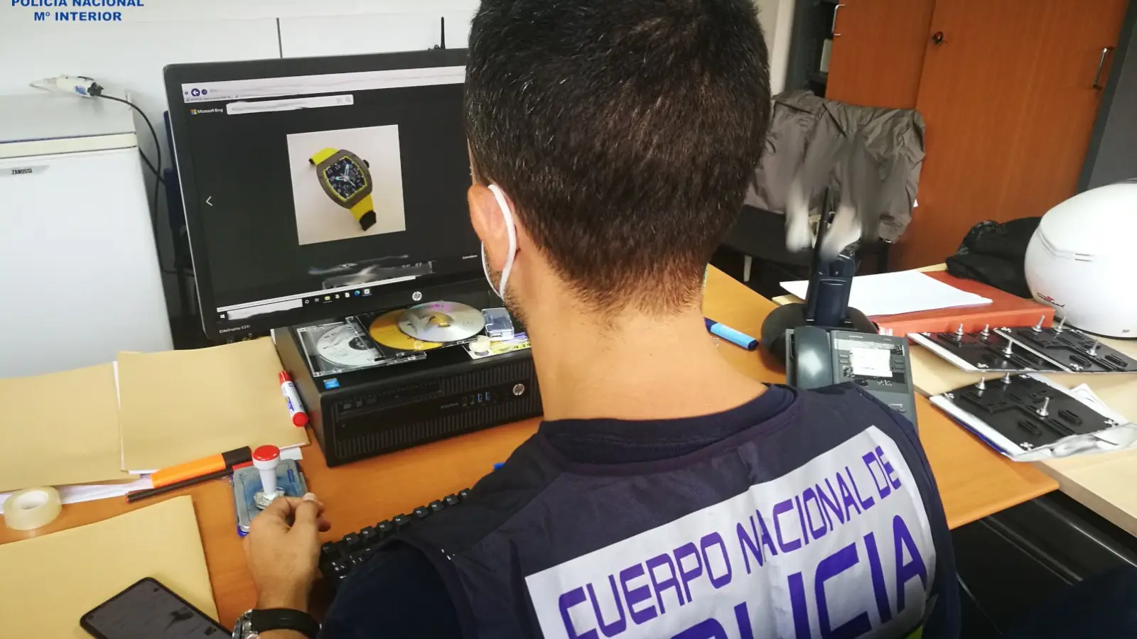 Detenido un hombre por el robo de dos relojes de m&aacute;s de 150.000 euros en Palma de Mallorca