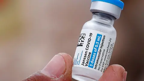 Países anuncian una tercera dosis de refuerzo Países anuncian una tercera dosis de refuerzo