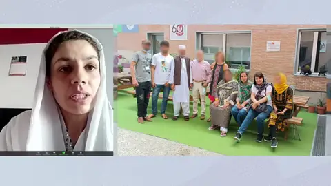 El testimonio de una boxeadora afgana que se reencuentra con su familia seis años después: "Afganistán para mí se ha terminado" El testimonio de una boxeadora afgana que se reencuentra con su familia seis años después: "Afganistán para mí se ha terminado"