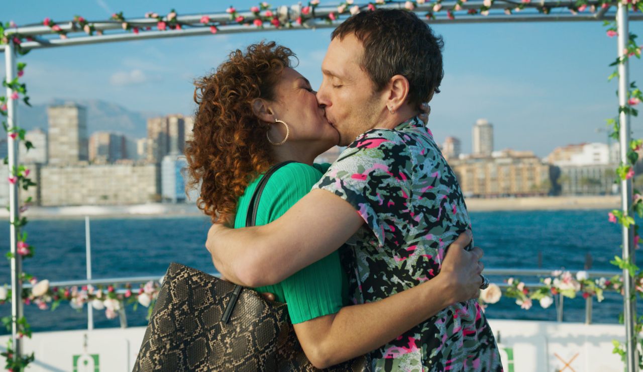 Tony &lsquo;enga&ntilde;a&rsquo; a Mar&iacute;a para casarse en medio de un mar de dudas