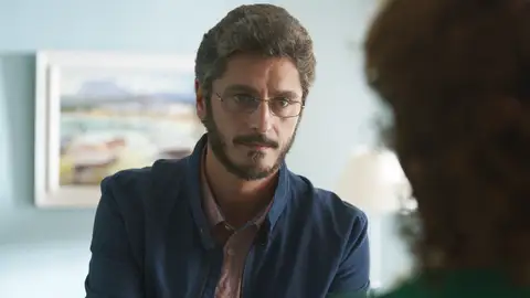 La triste despedida de Xabi: vende el hotel a María antes de irse de Benidorm La triste despedida de Xabi: vende el hotel a María antes de irse de Benidorm