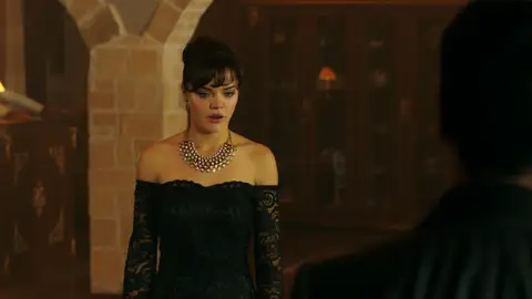 Uno de sus trajes más recordados La protagonista ha lucido desde que comenzó la ficción una multitud de vestidos, trajes y faldas.