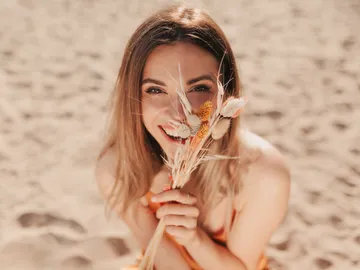 Mujer en la playa Mujer en la playa