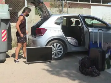 Recogiendo sus pertenencias Recogiendo sus pertenencias