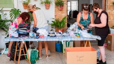 Los vecinos de Rota se vuelcan con la llegada de refugiados afganos
