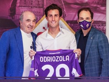 El Real Madrid hace oficial la cesión de Odriozola a la Fiorentina