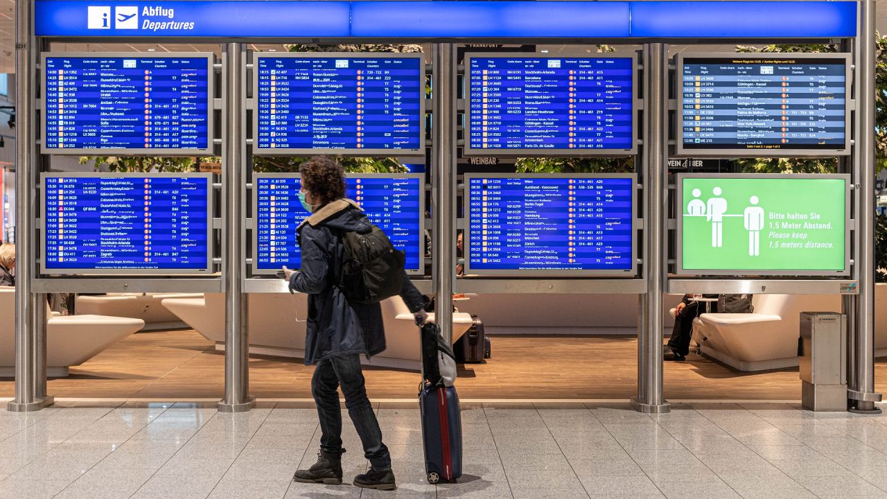 España deja de ser zona de alto riesgo por coronavirus para Alemania - Vimarsana News