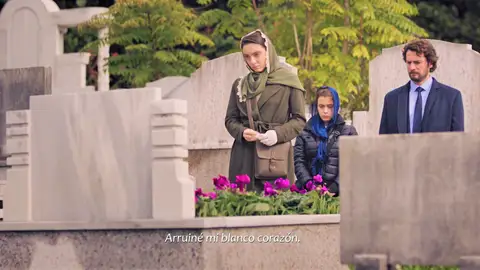 La familia Derenoglu recuerda a Hasibe en sus momentos más aterradores Mejores momentos | Capítulo 13