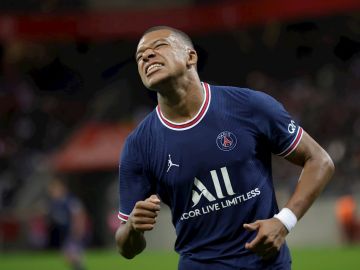 Mbappé durante el partido del PSG frente al Reims