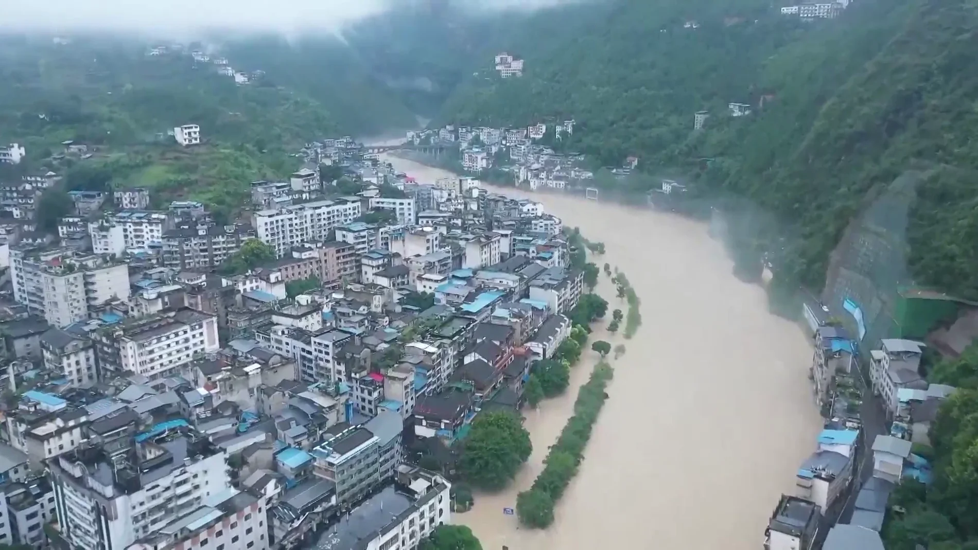 Las fuertes lluvias vuelven a provocar inundaciones que asolan China de nuevo