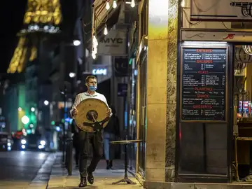 Francia obliga a tener el certificado covid a todos los empleados en contacto con público Francia obliga a tener el certificado covid a todos los empleados en contacto con público