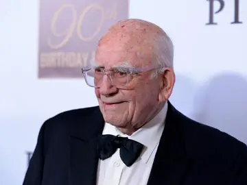 El actor Ed Asner El actor Ed Asner