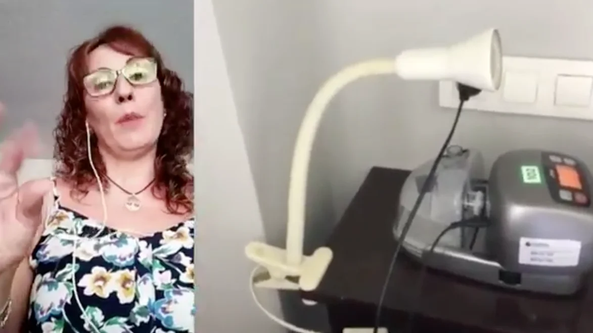 Conchi, ante la factura de la luz: "Nadie puede decidir a que hora enciendo el respirado para salvar la vida de mi hijo" Conchi, ante la factura de la luz: "Nadie puede decidir a que hora enciendo el respirado para salvar la vida de mi hijo"
