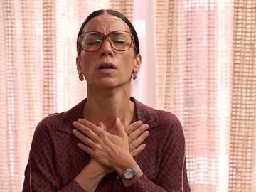 Manolita celebra la detención de Beltrán antes de tiempo: ¡el coronel actúa con astucia! Manolita celebra la detención de Beltrán antes de tiempo: ¡el coronel actúa con astucia!