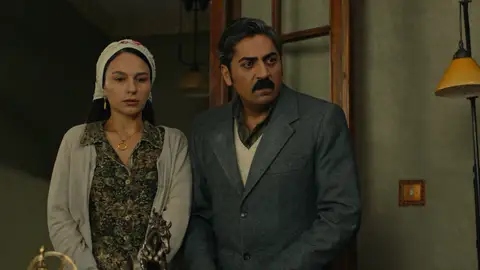 ¿Sacrificar su libertad a cambio de dinero? La difícil propuesta de Hünkar a Saniye y Gaffur Mejores momentos | 1 de septiembre