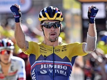 El esloveno Primoz Roglic vence en los Lagos de Covadonga y recupera el liderato en la Vuelta a España