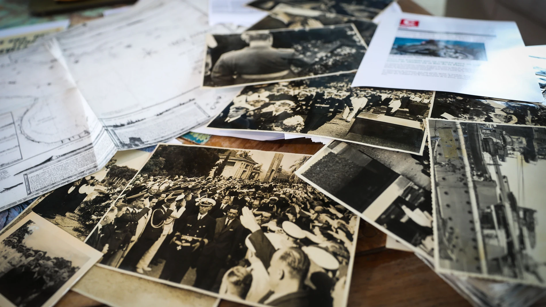 Efemérides 2 de septiembre: Fotos y documentos del acorazado alemán Graf Spee, hundido en 1939 en Montevideo en la Segunda Guerra Mundial